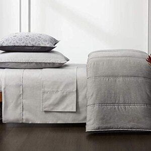 NWT Robert Graham Home Brushed Italian Percale Queen Standard Pillowcase (2)